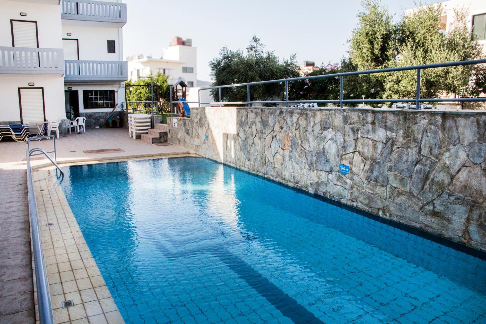 Popi Hotel Apartments Agia Marina  Bagian luar foto