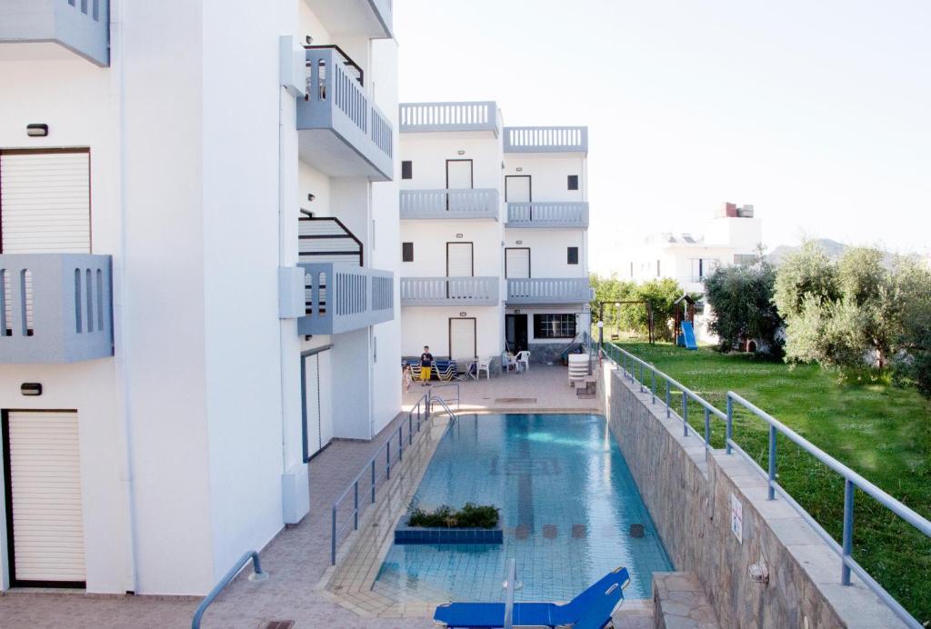 Popi Hotel Apartments Agia Marina  Bagian luar foto